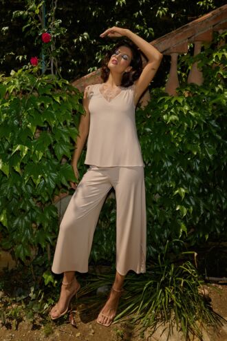 Tričko a pyžamov&eacute; kalhotky &raquo;Destiny&laquo;